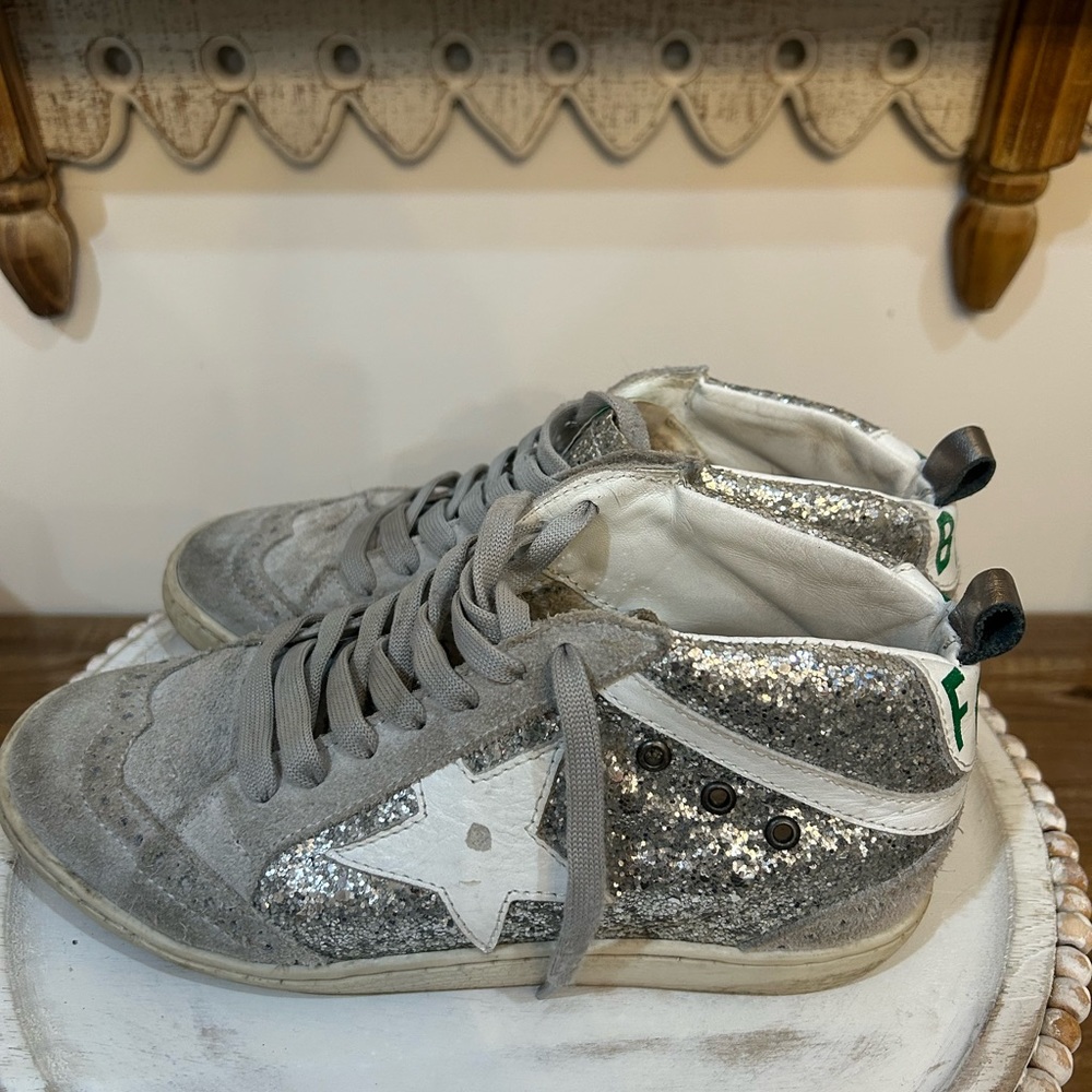 Womens Freebird by Steven mid-top star sneakers Size 7 *RARE*